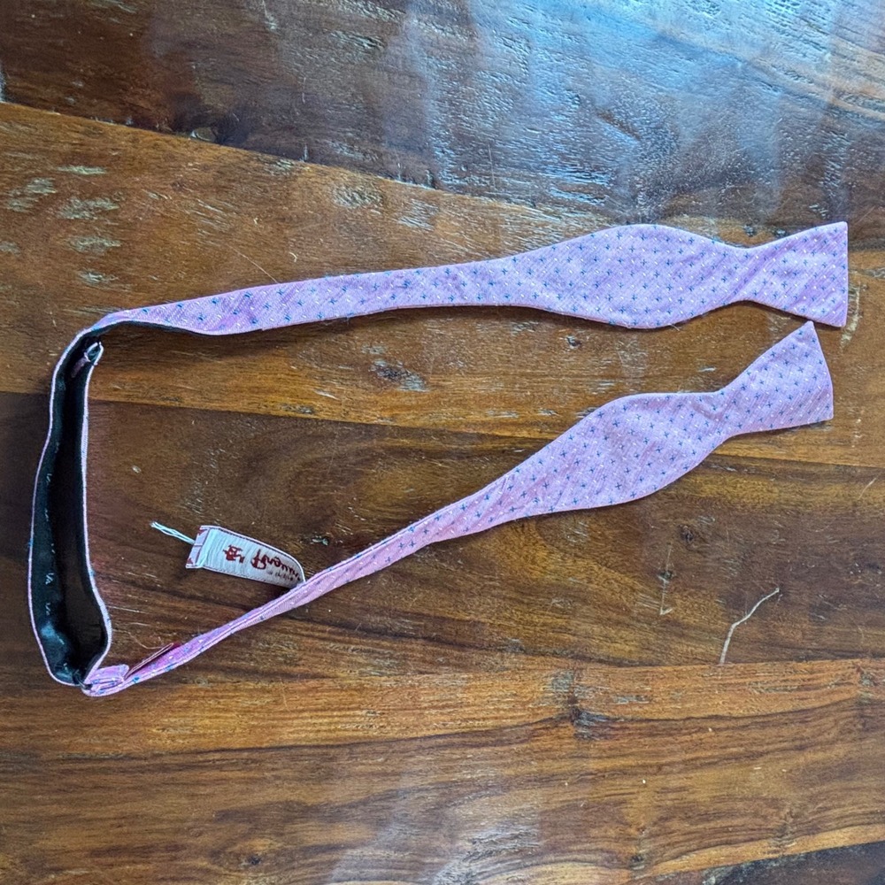 Original Penguin Mens Pink Silk Linen Geometric Self Tie Bow Tie Adjustable - Picture 8 of 8